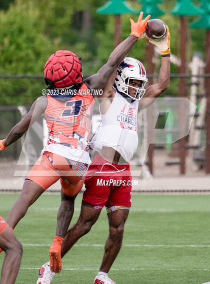 Thumbnail 2 in Providence Day vs Maury (Powerade 7 on 7) photogallery.