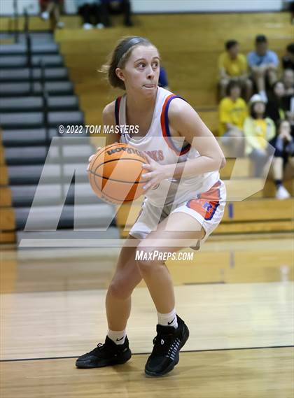 Thumbnail 1 in Marvin Ridge vs. Cuthbertson photogallery.