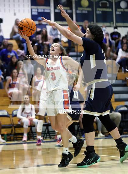Thumbnail 2 in Marvin Ridge vs. Cuthbertson photogallery.