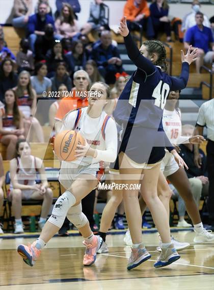 Thumbnail 2 in Marvin Ridge vs. Cuthbertson photogallery.