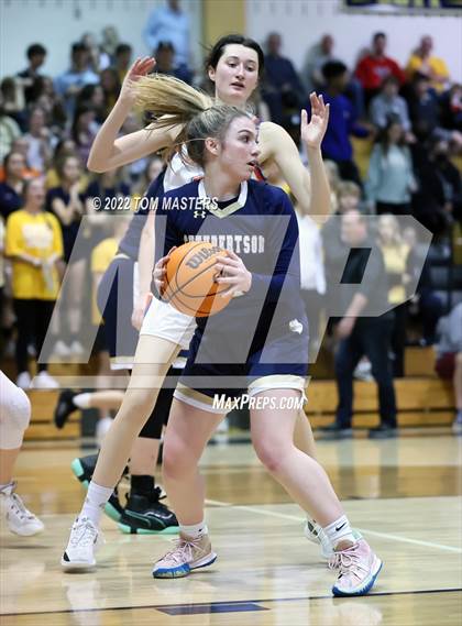 Thumbnail 2 in Marvin Ridge vs. Cuthbertson photogallery.
