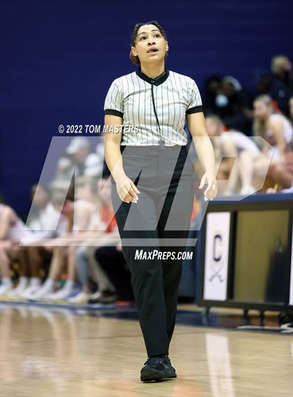 Thumbnail 2 in Marvin Ridge vs. Cuthbertson photogallery.