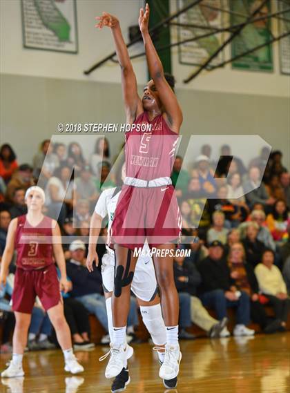 Thumbnail 1 in Cardinal Newman @ St. Mary's (CIF Round 1 Playoff) photogallery.