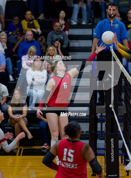 Thumbnail 3 in Santa Fe @ Merritt Island (FHSAA 4A Region 2 Final) photogallery.