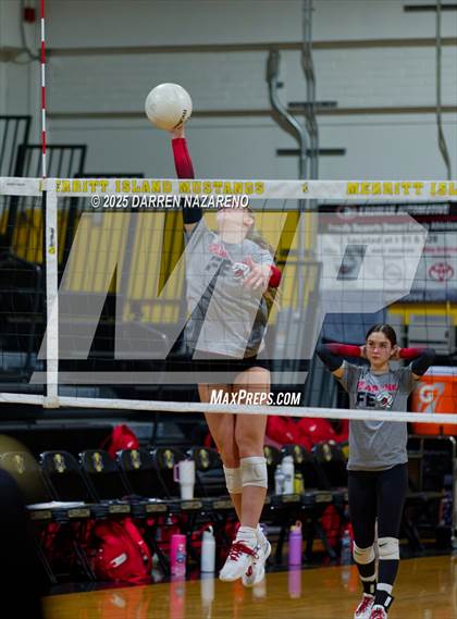 Thumbnail 3 in Santa Fe @ Merritt Island (FHSAA 4A Region 2 Final) photogallery.