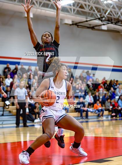 Thumbnail 2 in Tomball Memorial vs Westfield (UIL6A Region-2 Area Playoff) photogallery.