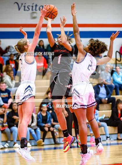 Thumbnail 2 in Tomball Memorial vs Westfield (UIL6A Region-2 Area Playoff) photogallery.