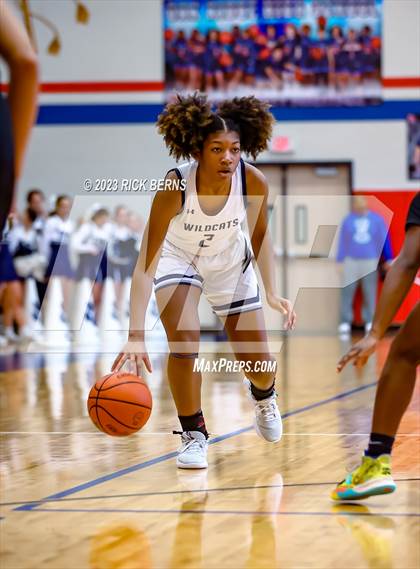 Thumbnail 2 in Tomball Memorial vs Westfield (UIL6A Region-2 Area Playoff) photogallery.