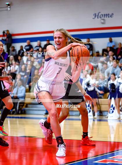 Thumbnail 3 in Tomball Memorial vs Westfield (UIL6A Region-2 Area Playoff) photogallery.