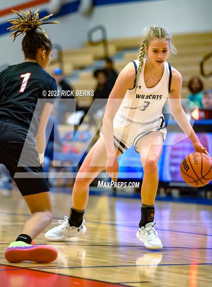 Thumbnail 1 in Tomball Memorial vs Westfield (UIL6A Region-2 Area Playoff) photogallery.