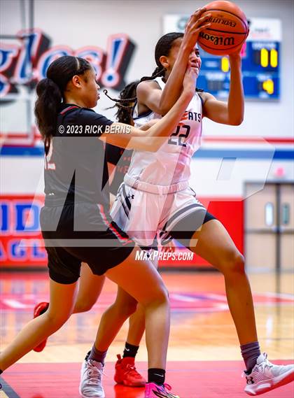 Thumbnail 1 in Tomball Memorial vs Westfield (UIL6A Region-2 Area Playoff) photogallery.