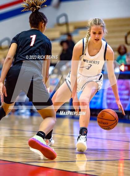 Thumbnail 3 in Tomball Memorial vs Westfield (UIL6A Region-2 Area Playoff) photogallery.