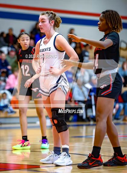Thumbnail 3 in Tomball Memorial vs Westfield (UIL6A Region-2 Area Playoff) photogallery.