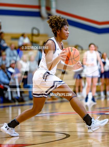 Thumbnail 3 in Tomball Memorial vs Westfield (UIL6A Region-2 Area Playoff) photogallery.