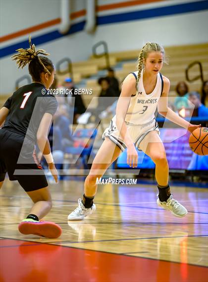 Thumbnail 2 in Tomball Memorial vs Westfield (UIL6A Region-2 Area Playoff) photogallery.