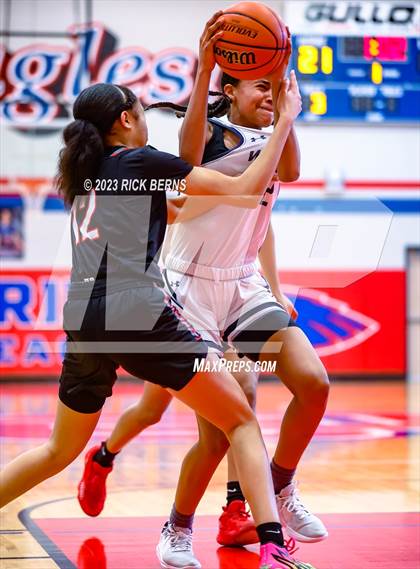 Thumbnail 3 in Tomball Memorial vs Westfield (UIL6A Region-2 Area Playoff) photogallery.