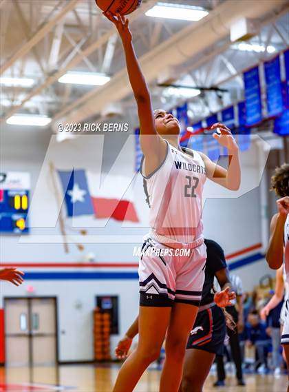 Thumbnail 1 in Tomball Memorial vs Westfield (UIL6A Region-2 Area Playoff) photogallery.