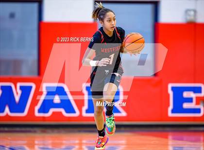 Thumbnail 2 in Tomball Memorial vs Westfield (UIL6A Region-2 Area Playoff) photogallery.