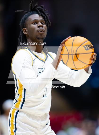 Thumbnail 2 in Kell vs Eagle's Landing (GHSA 5A State Championship) photogallery.