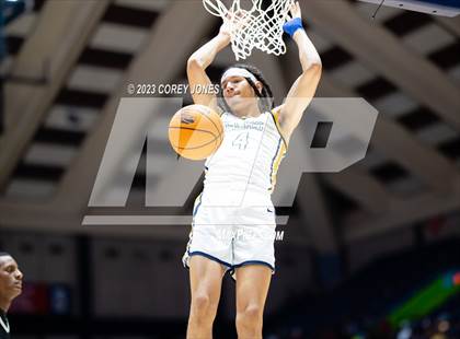 Thumbnail 2 in Kell vs Eagle's Landing (GHSA 5A State Championship) photogallery.