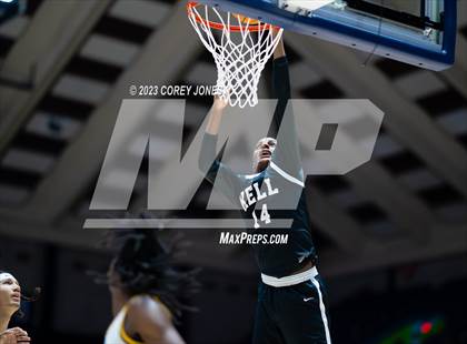 Thumbnail 2 in Kell vs Eagle's Landing (GHSA 5A State Championship) photogallery.