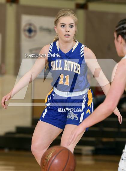 Thumbnail 2 in Fall River vs. Redding Christian (CIF Northern Section D6 Final) photogallery.