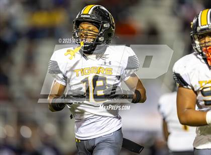 Thumbnail 1 in Charleston @ DeSoto Central photogallery.