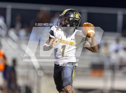 Thumbnail 1 in Charleston @ DeSoto Central photogallery.
