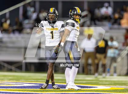 Thumbnail 3 in Charleston @ DeSoto Central photogallery.