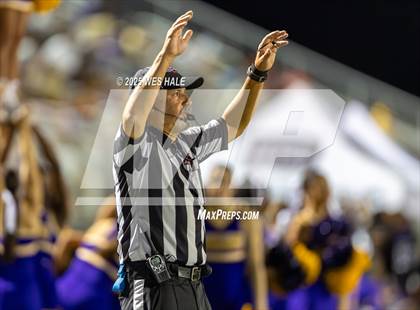 Thumbnail 2 in Charleston @ DeSoto Central photogallery.