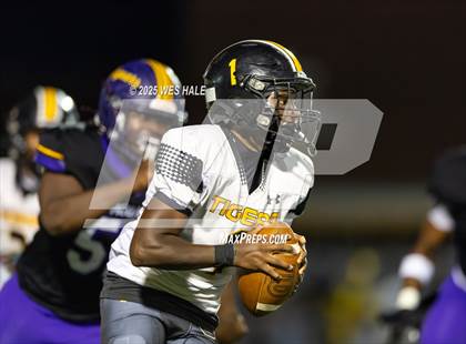 Thumbnail 3 in Charleston @ DeSoto Central photogallery.