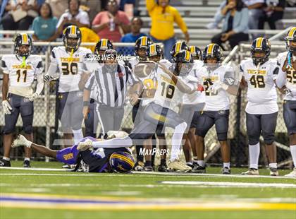 Thumbnail 1 in Charleston @ DeSoto Central photogallery.