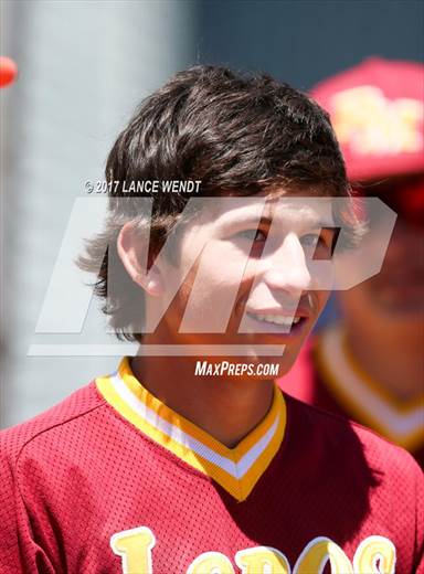 null - Photo 01