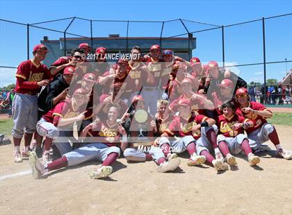 Thumbnail 1 in Rocky Mountain vs. Broomfield (CHSAA 5A Final) photogallery.