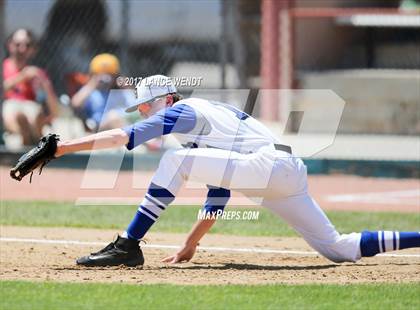 Thumbnail 2 in Rocky Mountain vs. Broomfield (CHSAA 5A Final) photogallery.