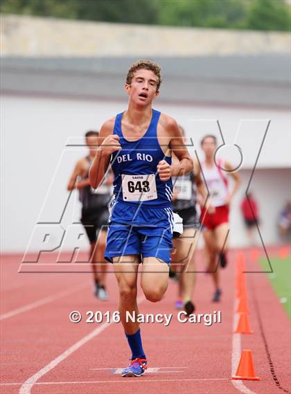 Thumbnail 1 in UIL 6A Region 4 Track Meet photogallery.