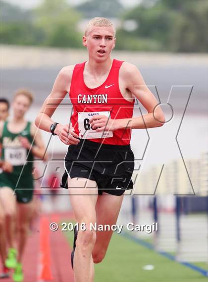 Thumbnail 3 in UIL 6A Region 4 Track Meet photogallery.