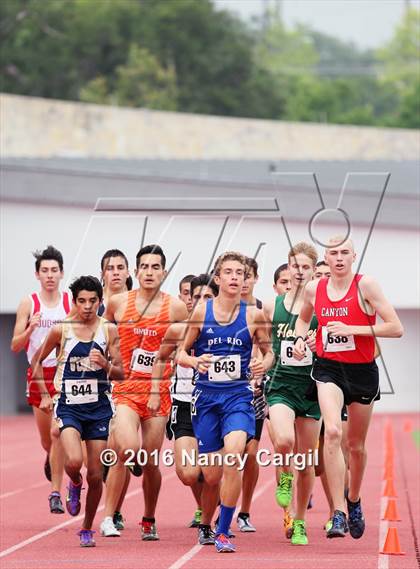 Thumbnail 2 in UIL 6A Region 4 Track Meet photogallery.