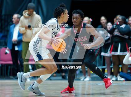 Thumbnail 1 in Pace Academy vs. North Oconee (GHSA 4A Finals) photogallery.