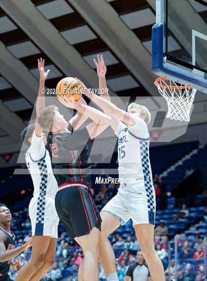 Thumbnail 1 in Pace Academy vs. North Oconee (GHSA 4A Finals) photogallery.