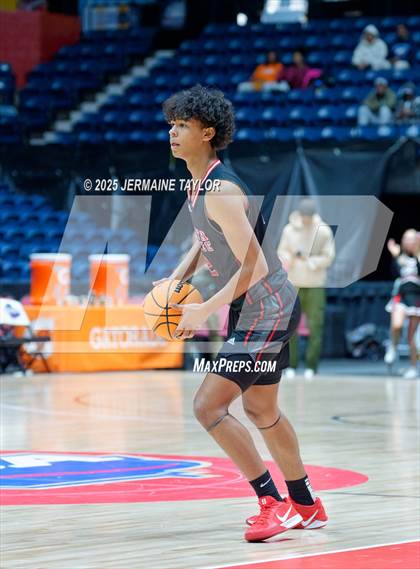 Thumbnail 2 in Pace Academy vs. North Oconee (GHSA 4A Finals) photogallery.