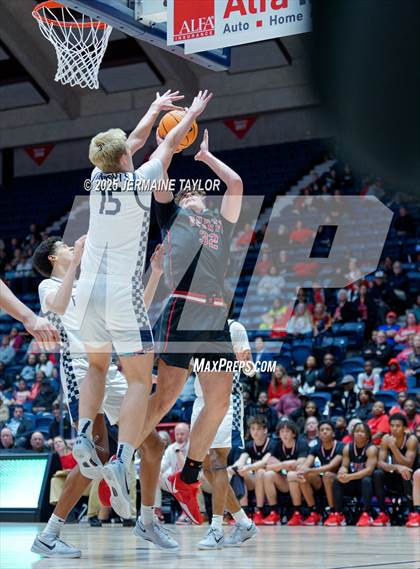 Thumbnail 2 in Pace Academy vs. North Oconee (GHSA 4A Finals) photogallery.
