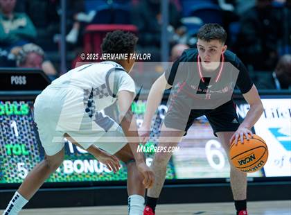Thumbnail 2 in Pace Academy vs. North Oconee (GHSA 4A Finals) photogallery.