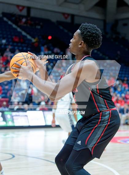 Thumbnail 2 in Pace Academy vs. North Oconee (GHSA 4A Finals) photogallery.