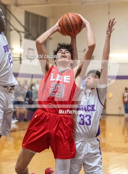 Thumbnail 1 in Lee vs Brackenridge (SAISD Boys Basketball Tournament) photogallery.