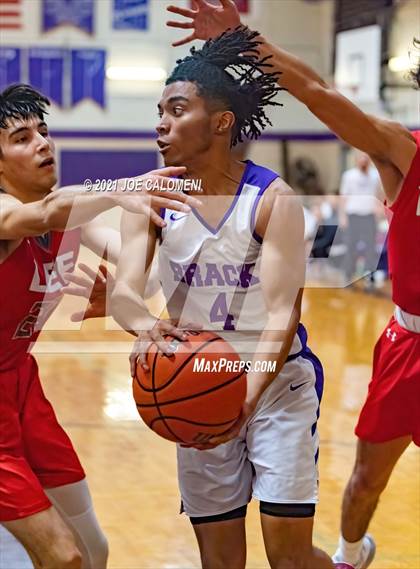 Thumbnail 1 in Lee vs Brackenridge (SAISD Boys Basketball Tournament) photogallery.