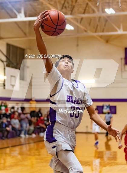 Thumbnail 2 in Lee vs Brackenridge (SAISD Boys Basketball Tournament) photogallery.