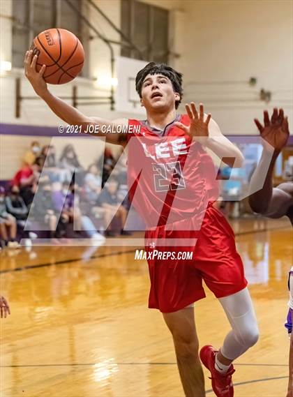 Thumbnail 3 in Lee vs Brackenridge (SAISD Boys Basketball Tournament) photogallery.