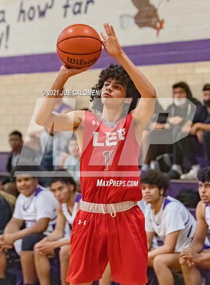 Thumbnail 3 in Lee vs Brackenridge (SAISD Boys Basketball Tournament) photogallery.