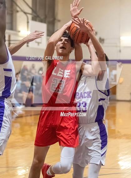 Thumbnail 3 in Lee vs Brackenridge (SAISD Boys Basketball Tournament) photogallery.
